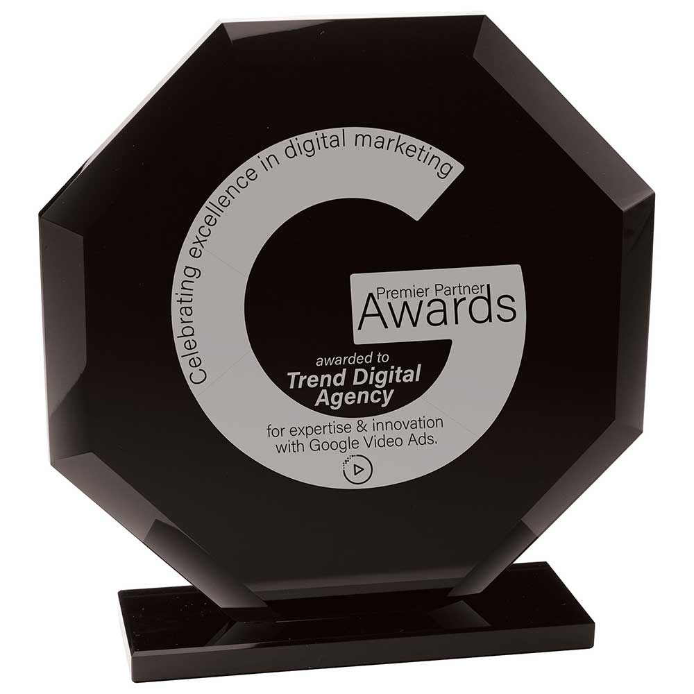 Octave Glass Award Jet Black 190mm (10mm Thick)