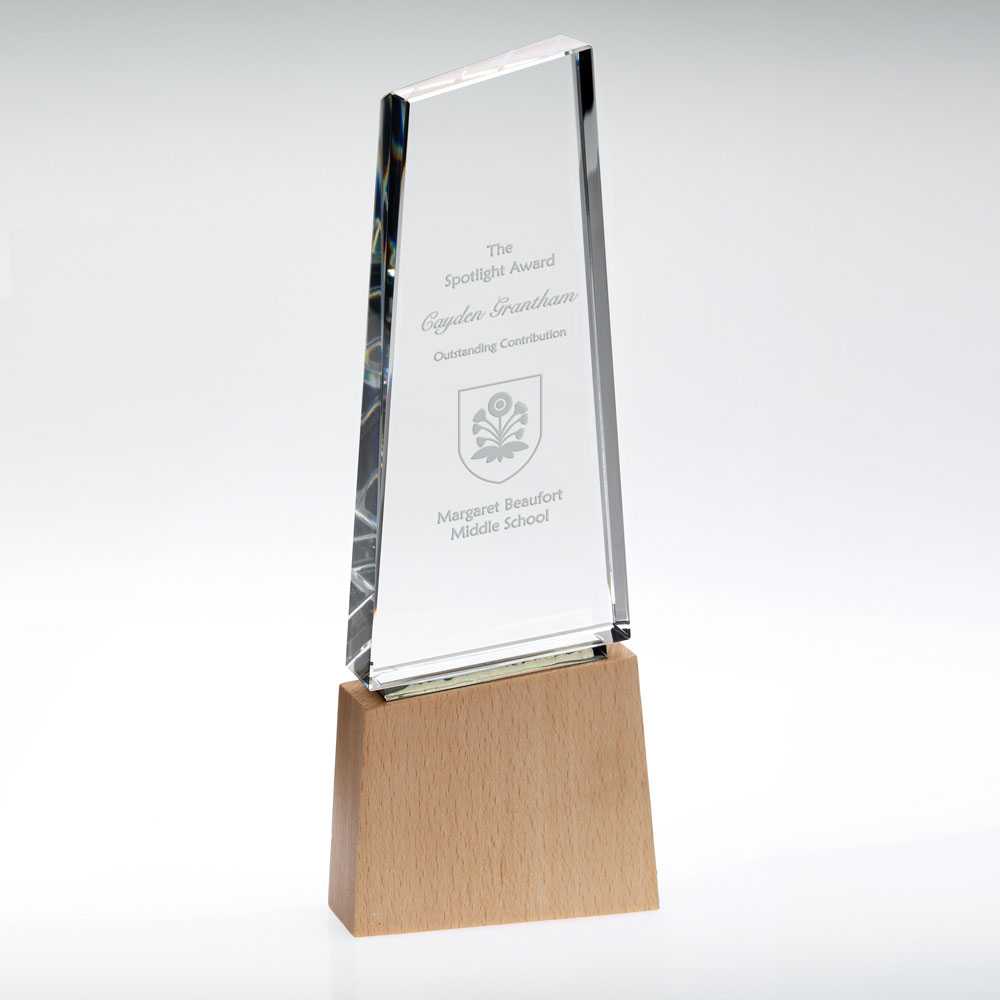 CLEAR GLASS BLOCK ON LIGHT WOOD BASE WITH COLOUR FLASH (32mm THICK) - 8.75in