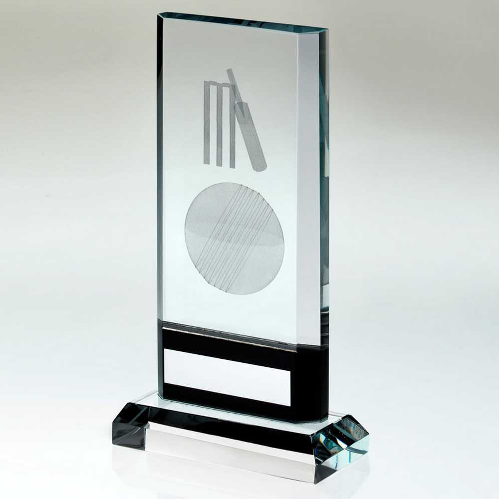 CLEAR/BLACK GLASS WITH LASERED CRICKET IMAGE AND PLATE (15mm THICK) - 8.25in