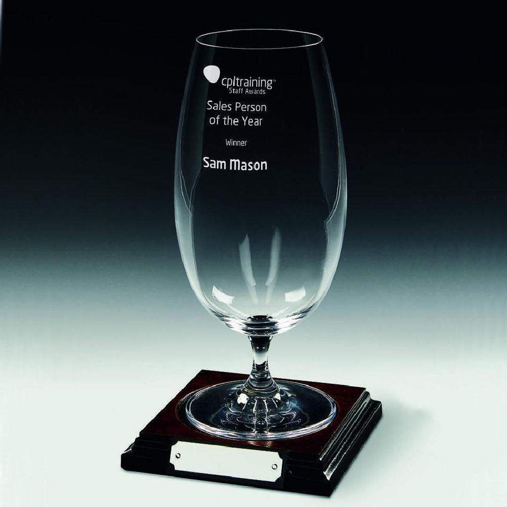 680ml Beer Glass on Wood Stand 220mm